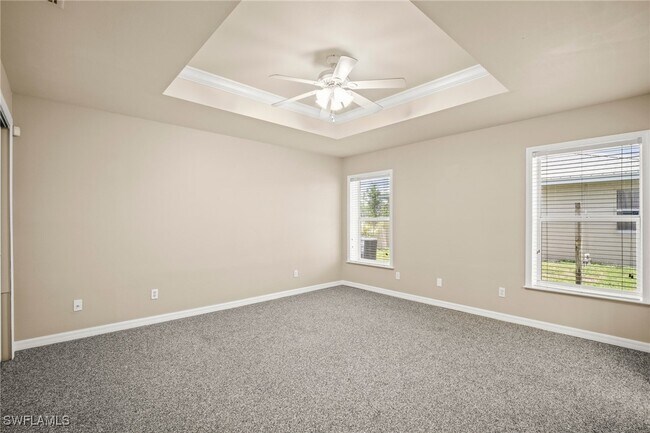 Building Photo - 722 SW 35th St