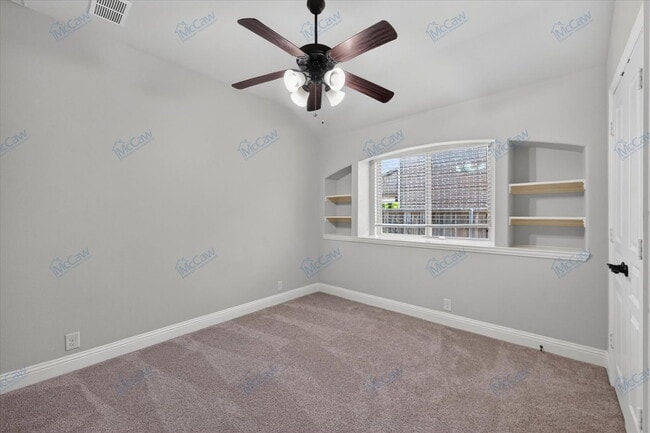 Building Photo - 911 Birchwood Dr