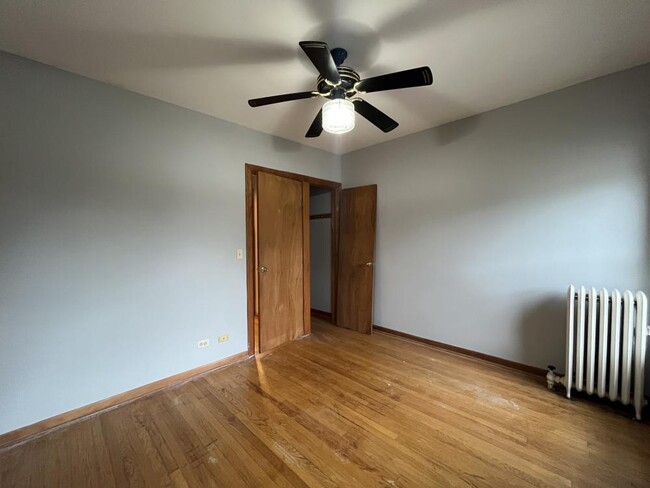 Building Photo - 2 bedroom in Chicago IL 60640