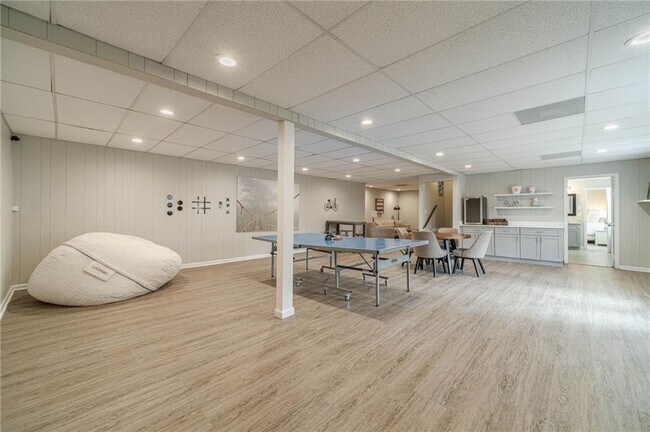 Building Photo - 691 Harbor Cove