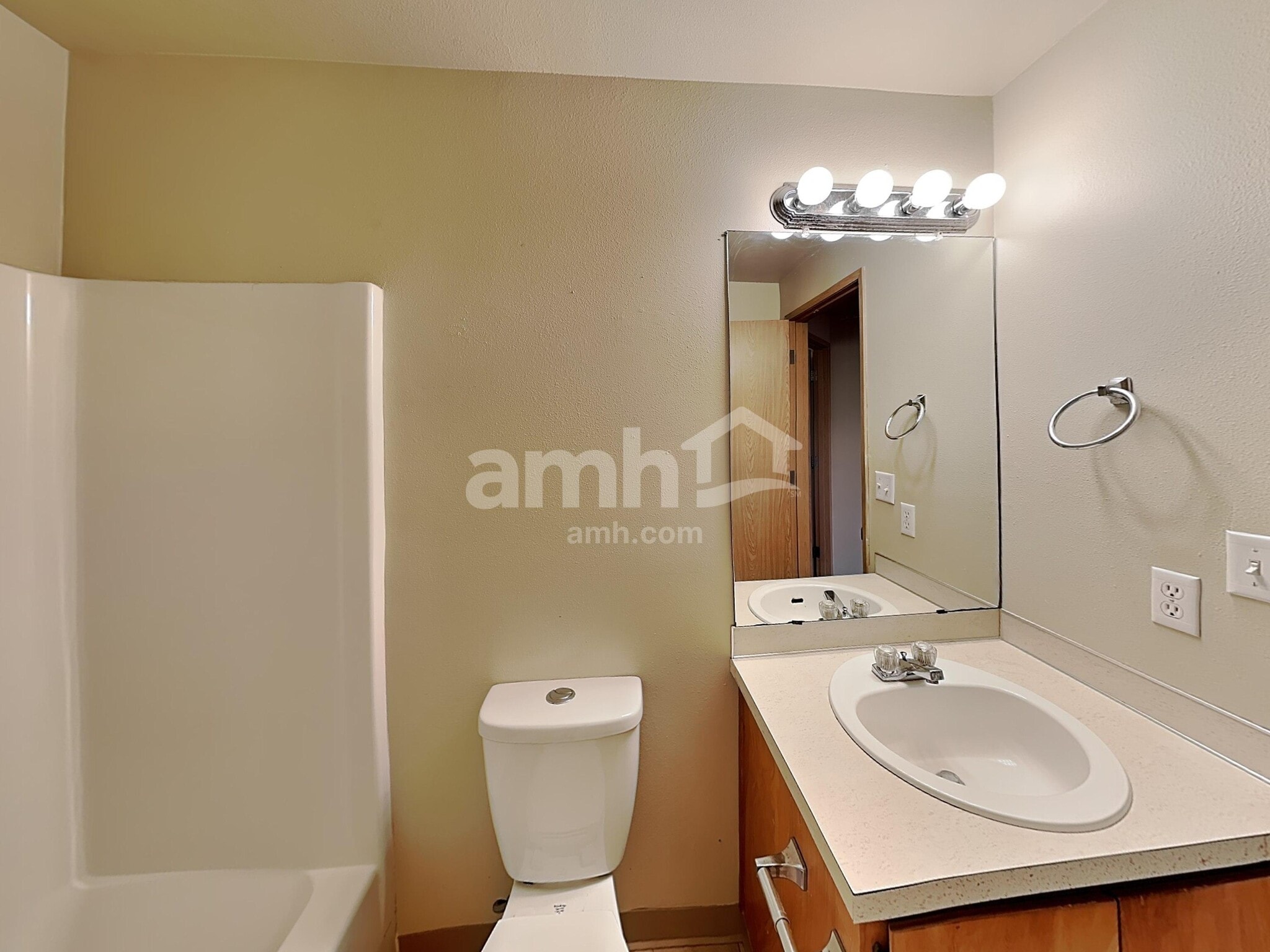 Building Photo - 16979 SW Steele Way