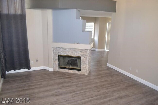 Building Photo - 8006 S Counterpoint Ln