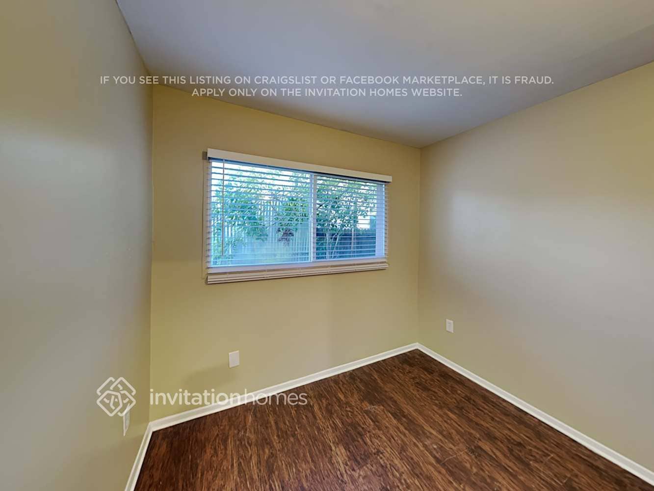 Building Photo - 3913 Mesa Ave