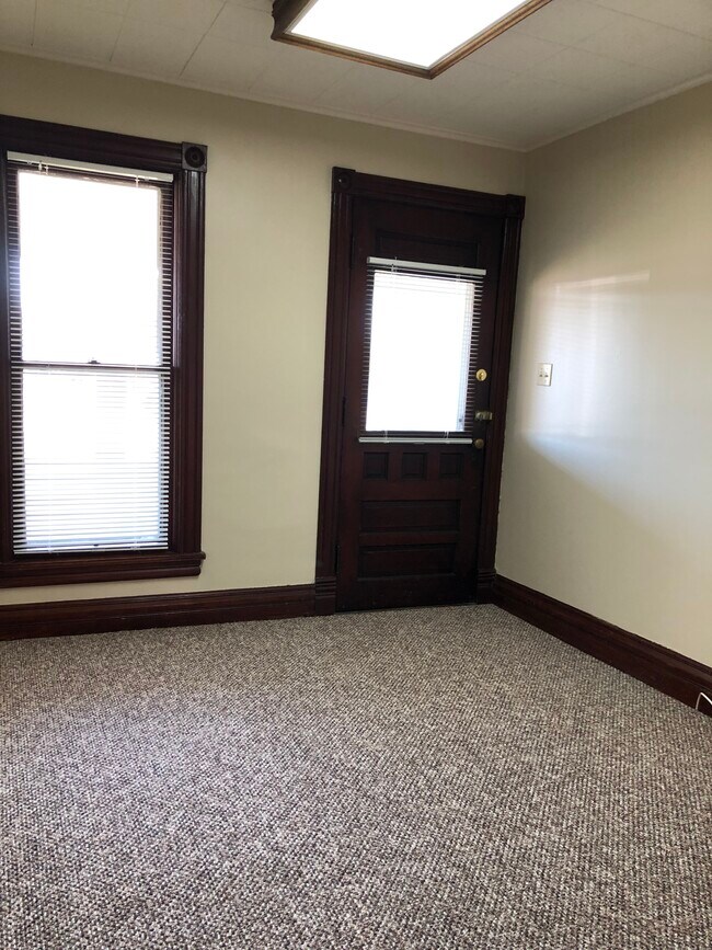 Building Photo - 5240 Genesee St