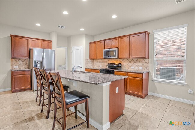 Building Photo - 16012 McAloon Way