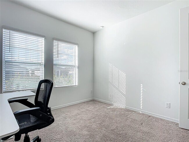 Building Photo - 1317 Sterling Pointe Dr