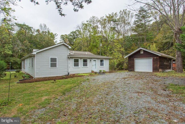 Building Photo - 13715 Orlando Rd