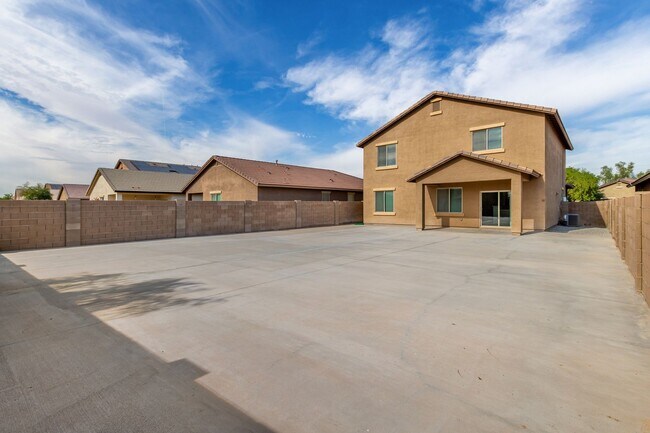 Building Photo - One Of A Kind Home For Rent In Buckeye!