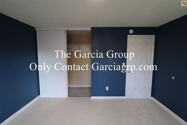 Building Photo - 4505 NE Emerson St