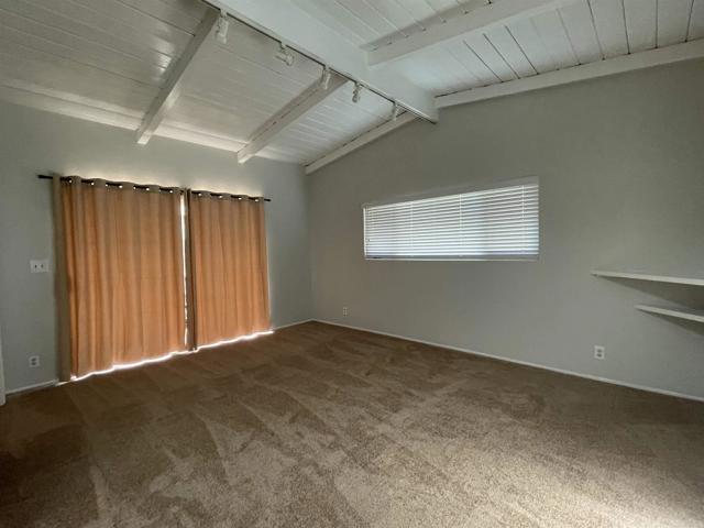Building Photo - 4004 Orchard Ave