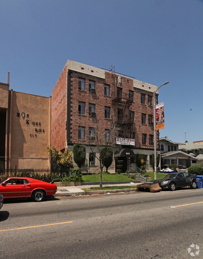 Primary Photo - 923 Irolo St