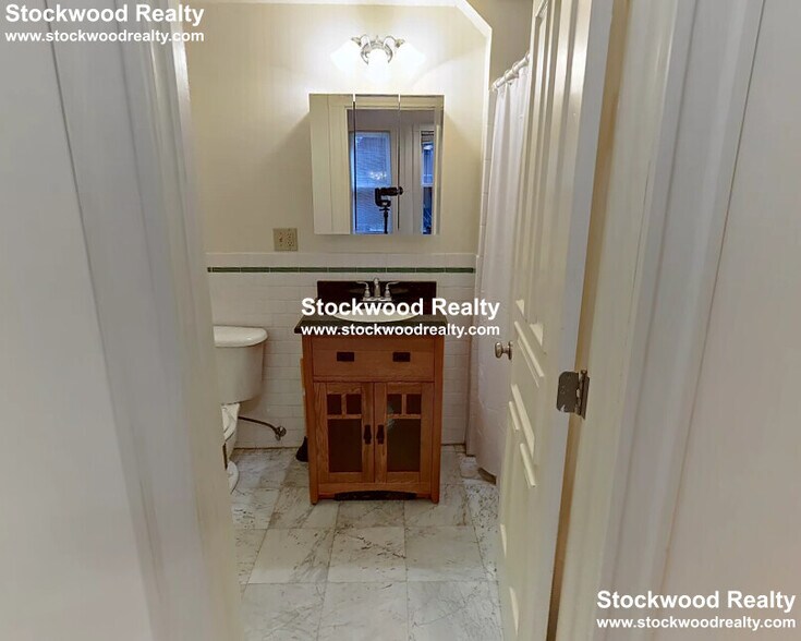 Building Photo - 195 Commonwealth Ave