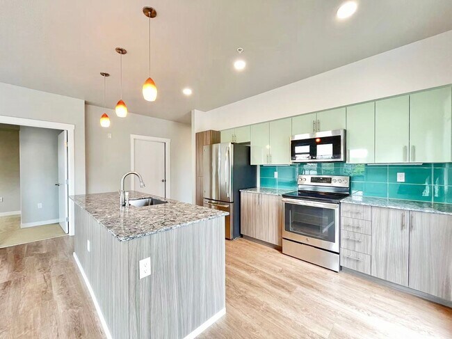 Building Photo - Great Condo For Rent