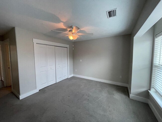 Building Photo - 143 Reef Dr