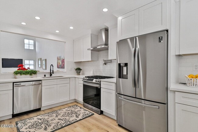 Building Photo - 416 Shoreview Dr