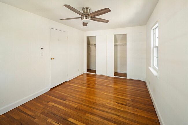 Building Photo - 39 Charlesbank Rd