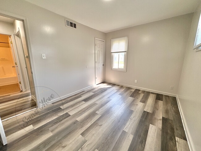 Building Photo - 14449 Myrand St