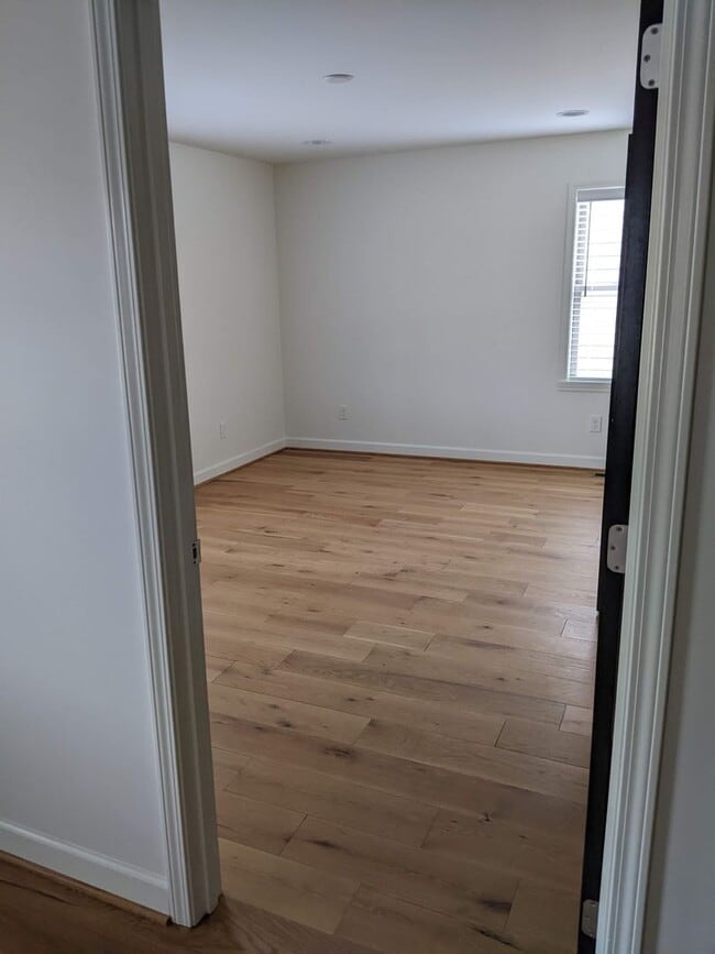 Building Photo - 162 Morgan Pl