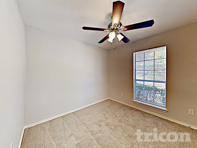Building Photo - 1024 Kory Dr
