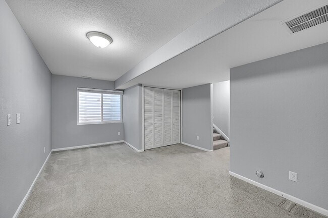 Building Photo - $2,540.95, 4 bed, 3.5 bath Home in Co Springs with Fenced in Yard and Finished Basement!