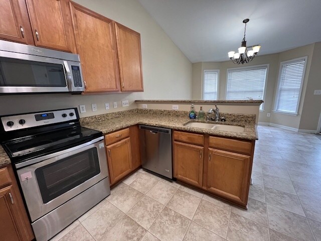 Building Photo - 434 Fernway Dr