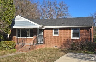 Building Photo - NEWLY RENOVATED SINGLE FAMILY HOME