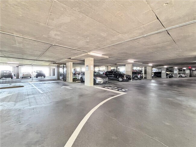 Building Photo - 2950 Mt Wilkinson Pkwy SE