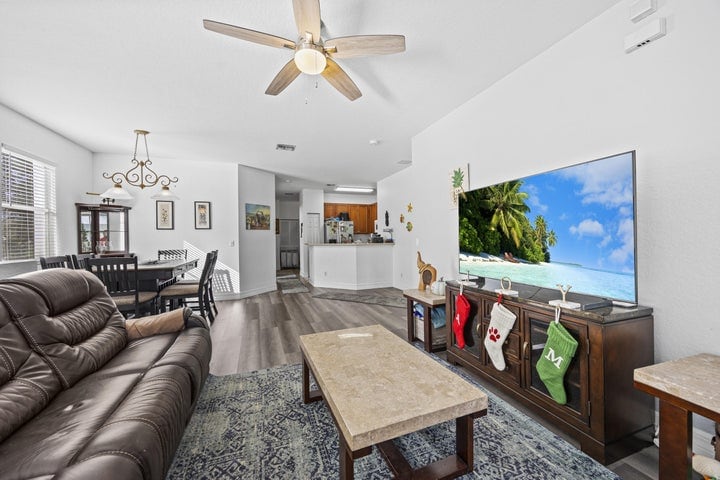 Building Photo - 3128 Grandiflora Dr