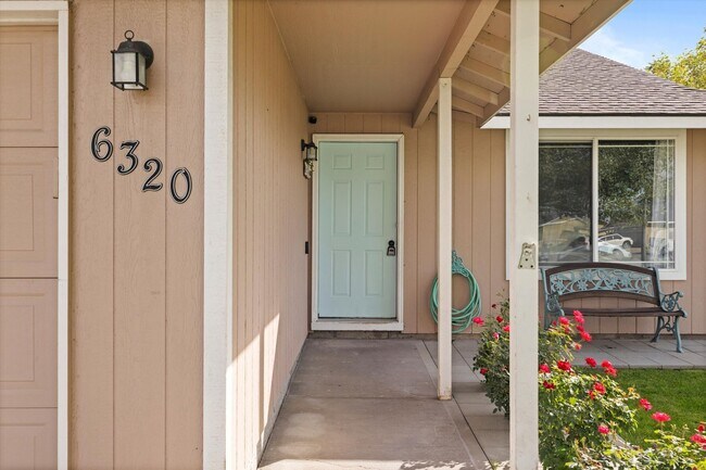 Building Photo - 6320 Candlestick Dr