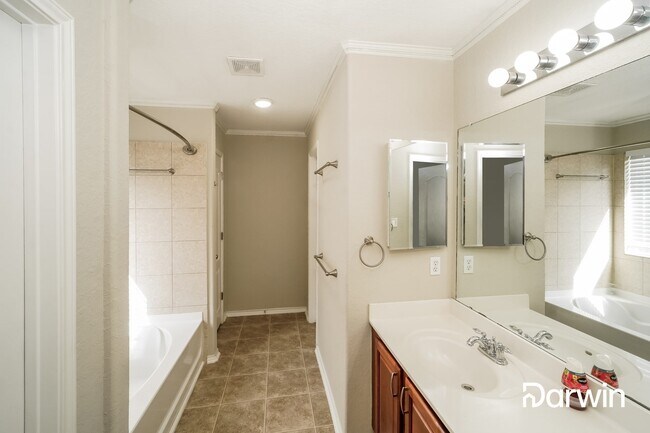 Building Photo - 2651 White Wing Way