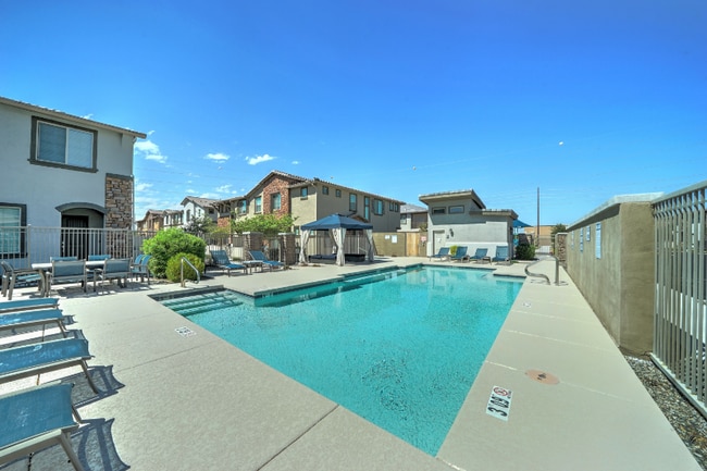 Building Photo - 4100 S Pinelake Way