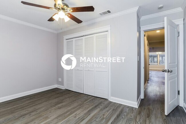 Building Photo - 3 Bedroom Pet-Friendly Home in Longwood, FL with Main Street Renewal