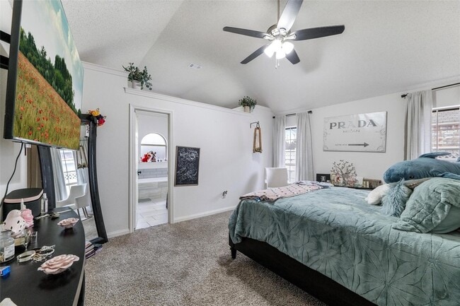 Building Photo - 916 Clover Hill Ln