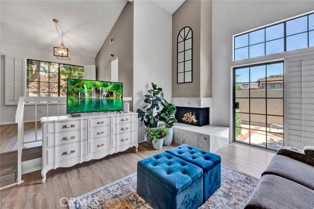 Building Photo - 14 Evening Breeze