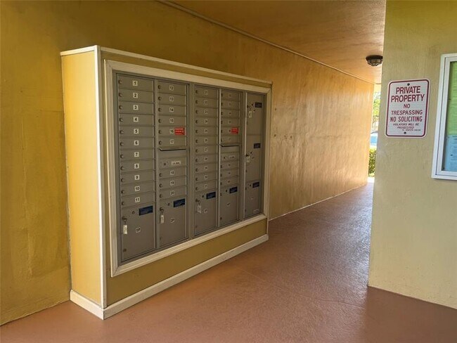 Building Photo - 6090 NW 64th Ave