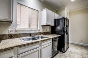 Building Photo - 5550 Spring Valley Rd