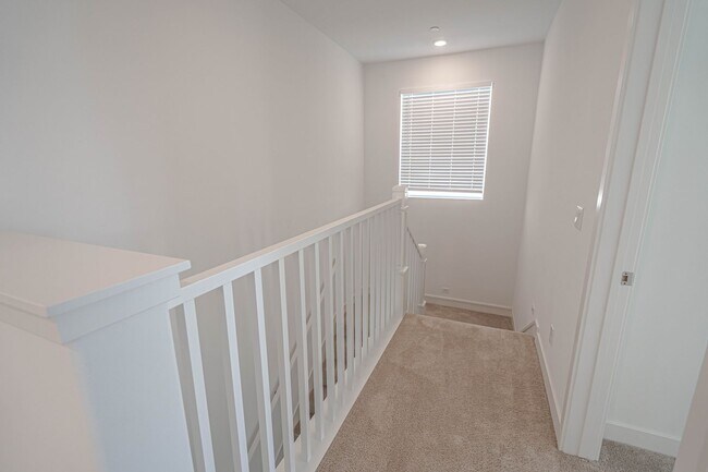 Building Photo - COMING SOON! 3-Bedroom Home with Solar Panels & Smart Home Features in Valencia!