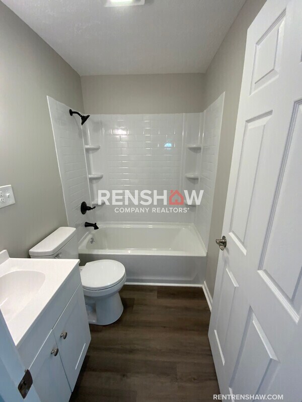 Building Photo - 119 High St