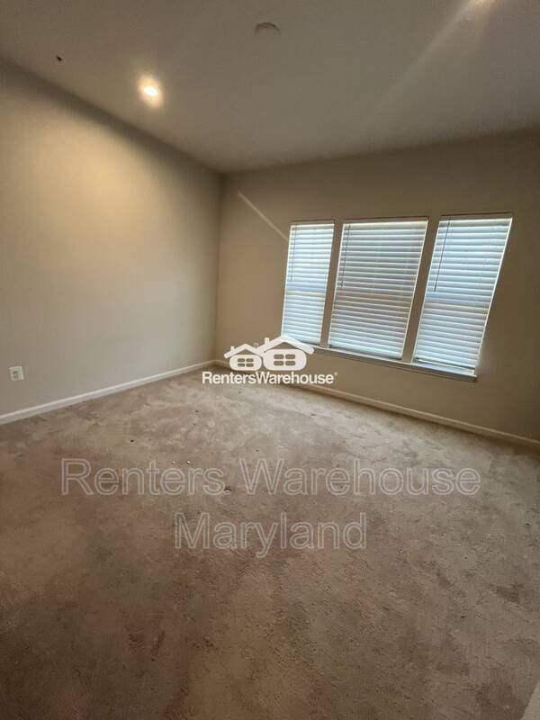 Building Photo - 201 S Macon St.