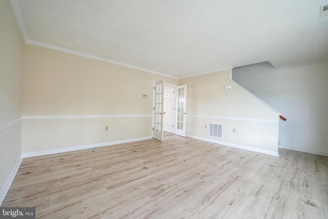Building Photo - 326 Banbury Terrace