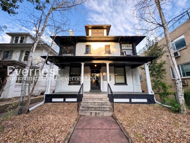 Building Photo - 1147 Marion St