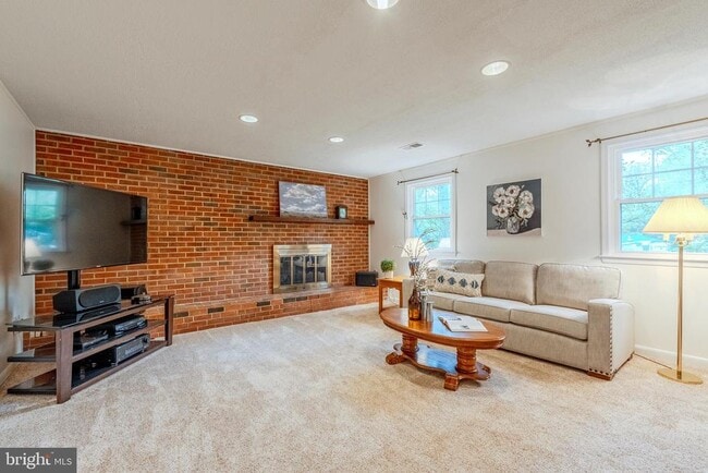 Building Photo - 8717 Higdon Dr