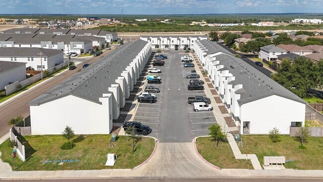 Building Photo - 4101 Blue Quail Rd
