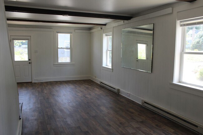 Building Photo - 209 W Frederick St
