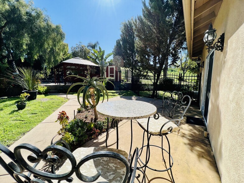 Enjoy your morning coffee - 601 Aliento Ct