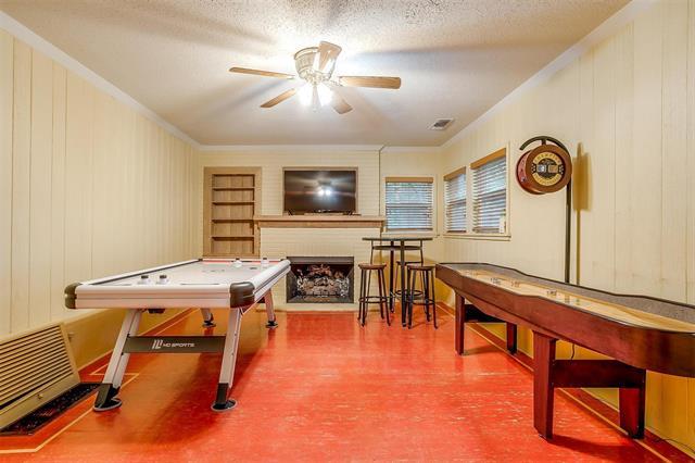 Building Photo - 1505 N Riverside Dr