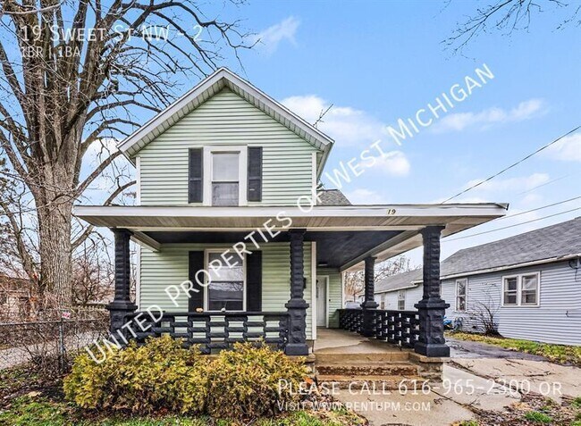 Building Photo - 19 Sweet St NW