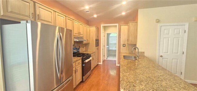 Building Photo - 4937 Chalden Ln NE