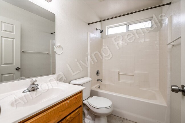 Building Photo - HUALAPAI MOUNTAIN FOOTHILLS HOME