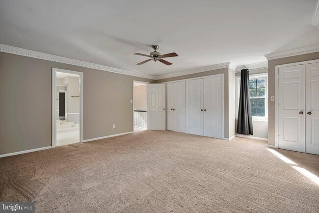 Building Photo - 10917 Wickshire Way